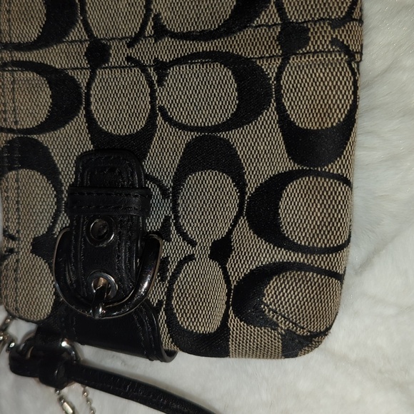 Coach Signature Black and Tan Clutch Wristlet - Picture 6 of 12